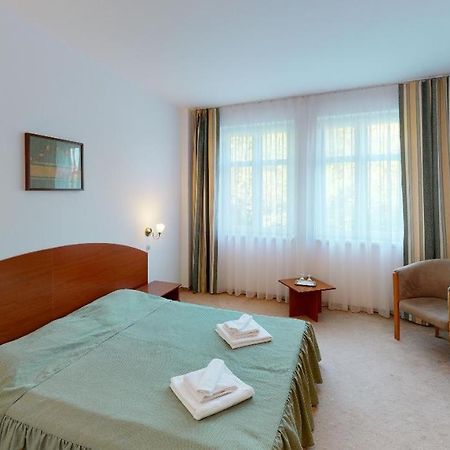Helios Hotel Ocna Sibiului Bagian luar foto